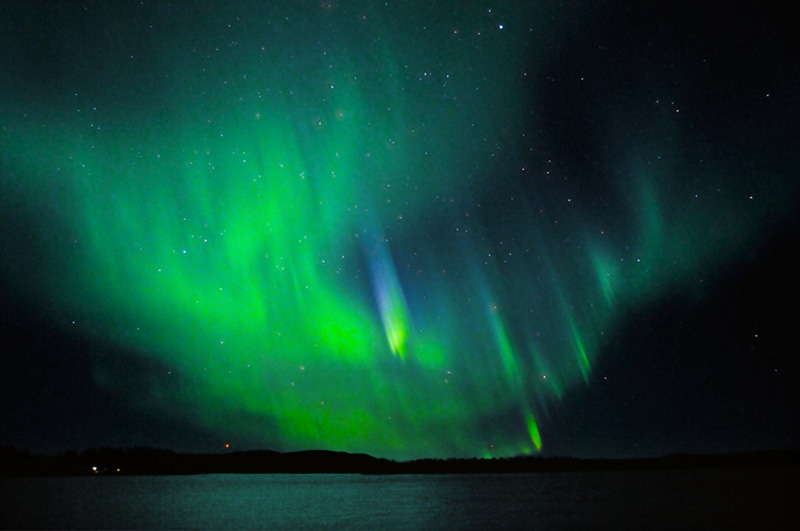 A picture of northern lights by wikipedia user Varjisakka under creative commons licence